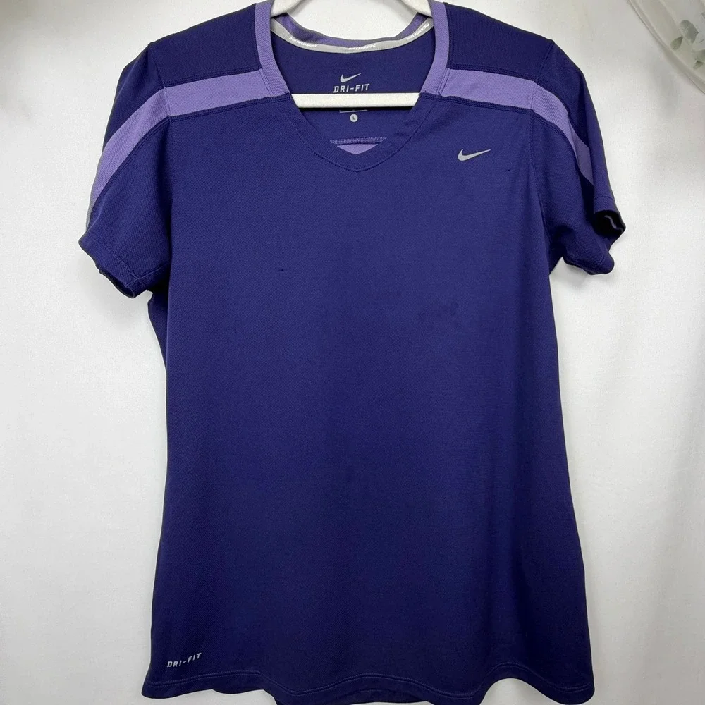 Nike Dri-FIT Womens Running Shirt Purple V-Neck Short Sleeve Athletic Top Large